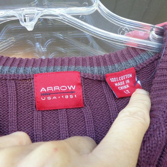 Last Chance❌ NWT Mens Arrow Sweater w/ stripe LT - Picture 5 of 10